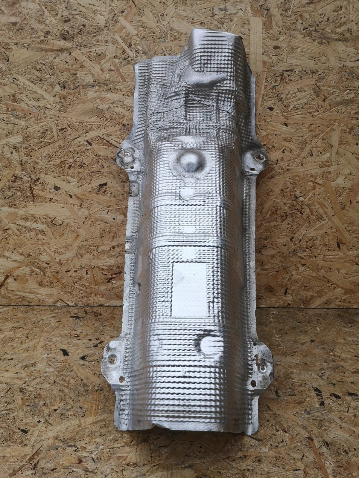 Citroen DS3 Crossback Heat Shield 9824310880 image 5