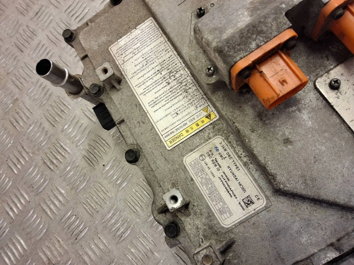 2018 KIA Optima Omformare 364003D035 image 10