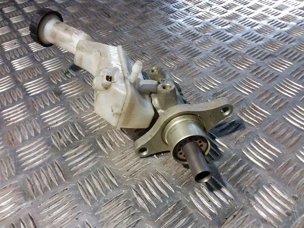Cylindre de roue RENAULT CLIO III 8200129956 image 3