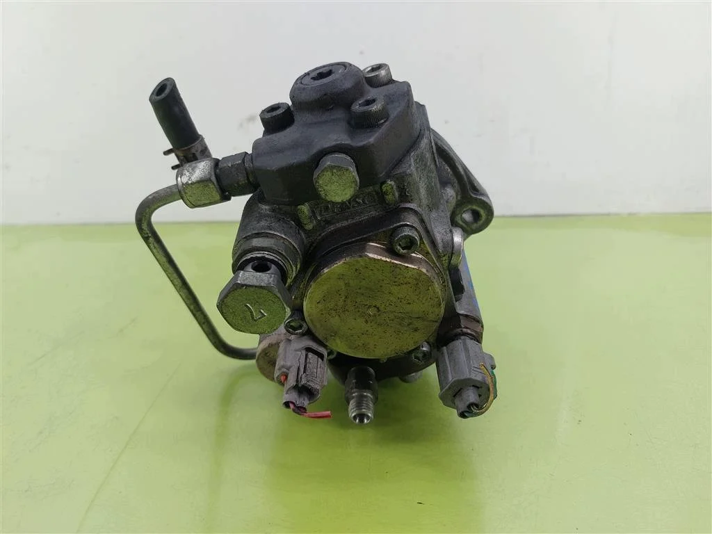 Bomba Inyectora Subaru Forester III 2.0 Diesel image 5