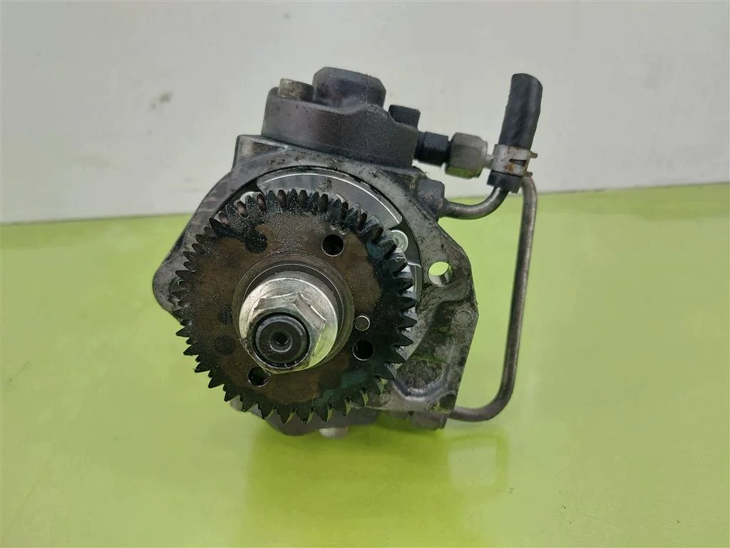 Bomba Inyectora Subaru Forester III 2.0 Diesel image 7