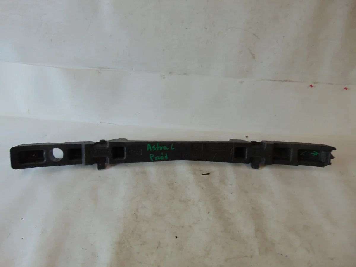 Opel Astra 6 VI L Stoßfänger Styropor Stoßfänger image 3