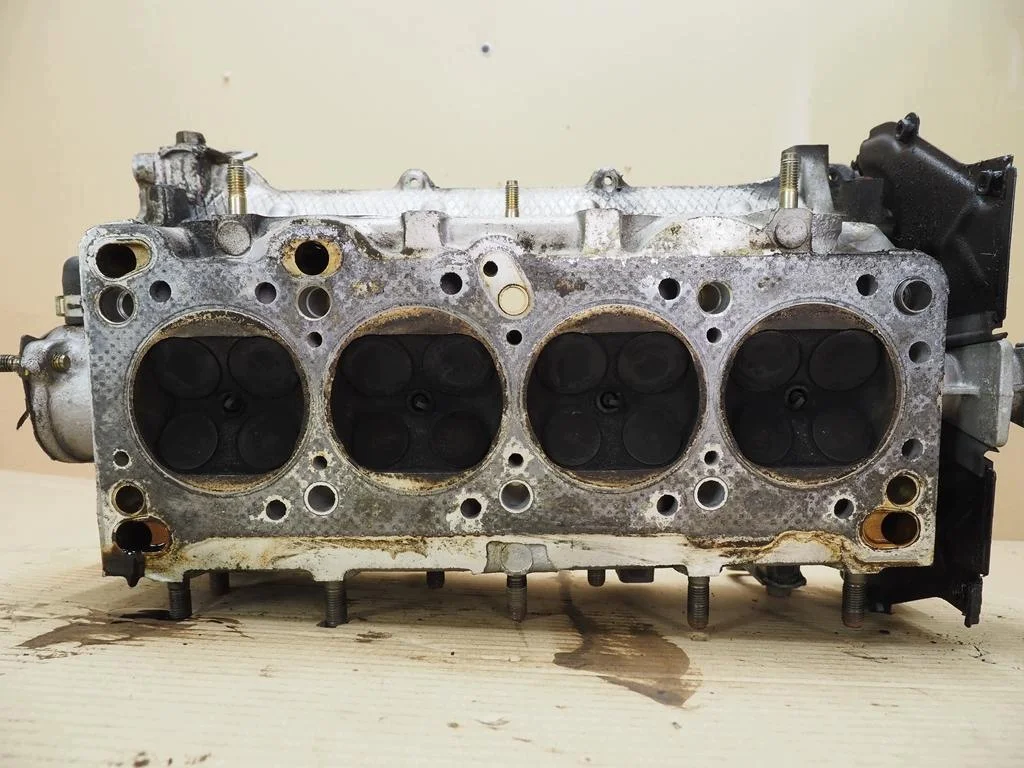 Mazda MX5 NB 1.6 16V sylinterikansi image 3