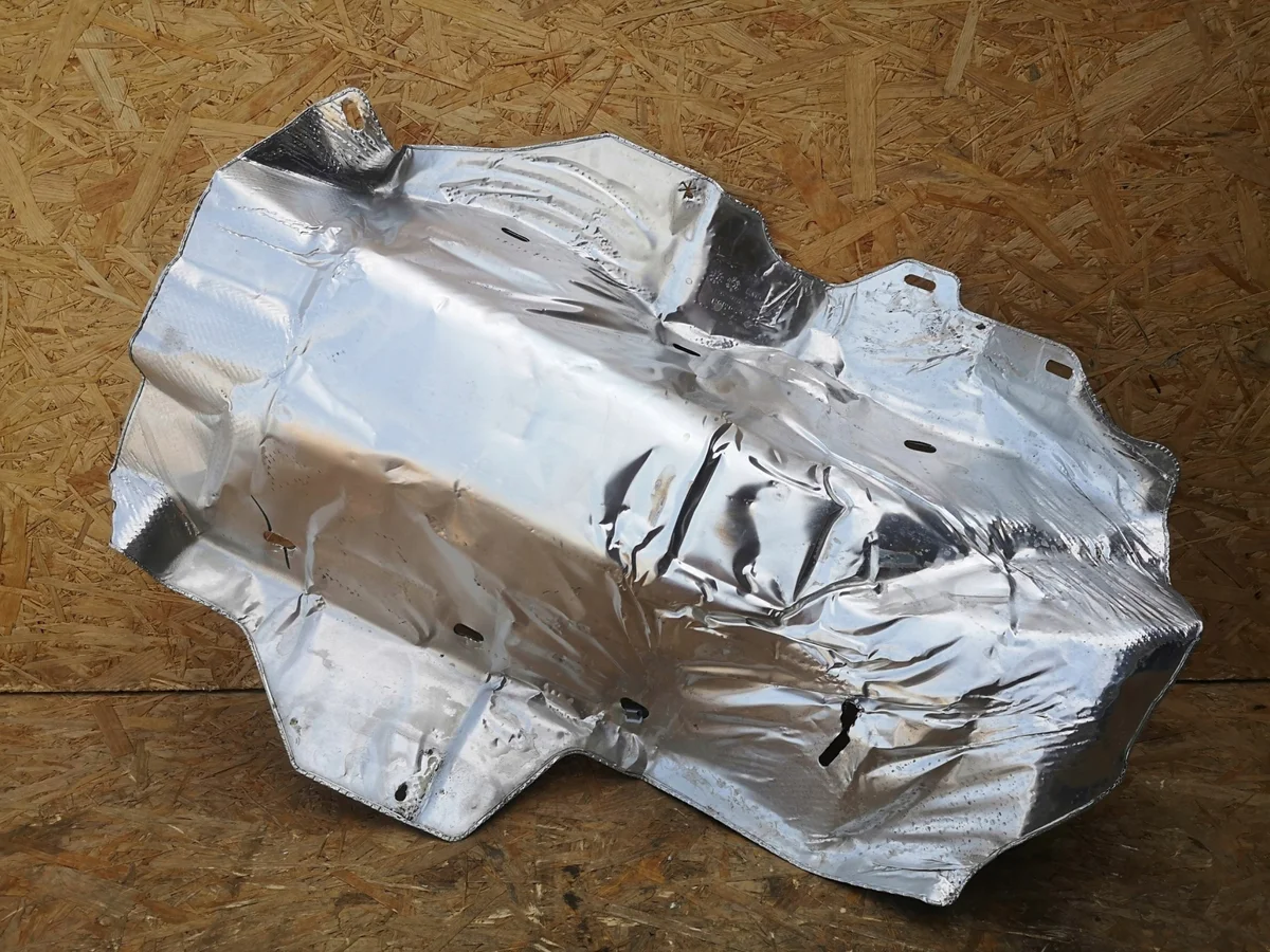 Värmesköld Ford Kuga Mk3 LX6B-11448-AB