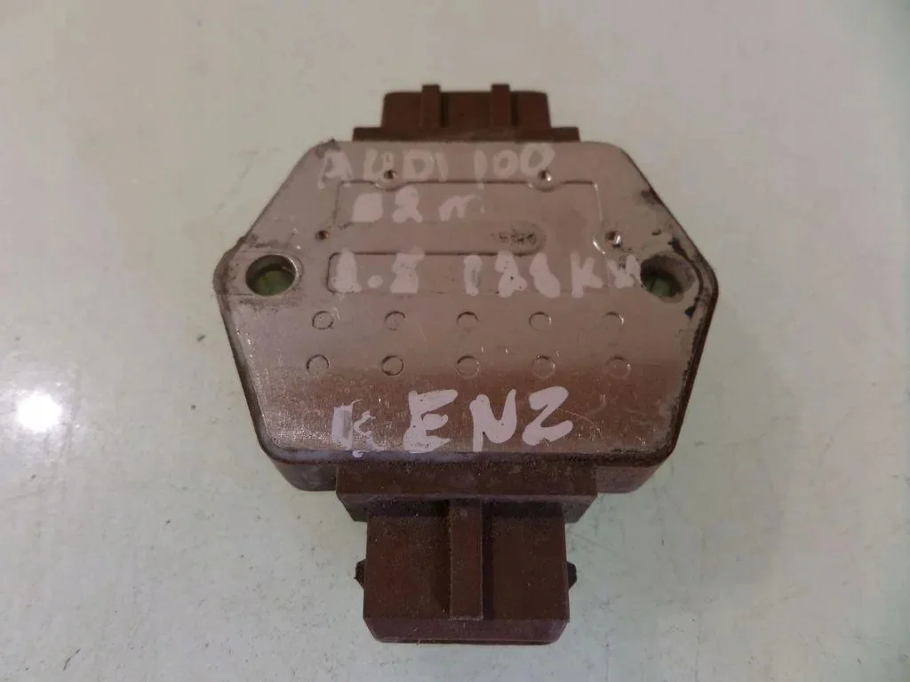 Módulo de encendido Audi A6 4A0905351 Usado