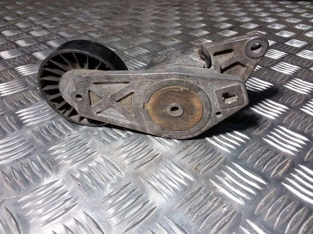 PEUGEOT 306 1.76L hihnan kiristin 9626365280
