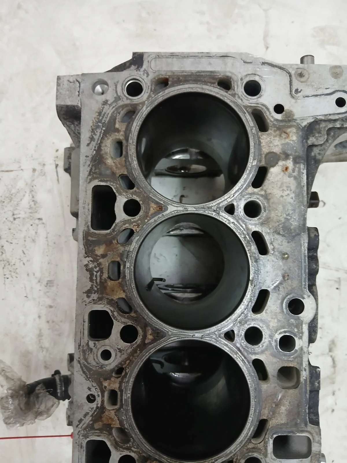 Bloc moteur BMW OE 7810596 image 10