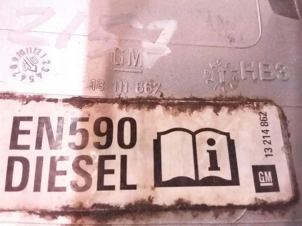 Klapka paliwa Opel Astra H 13111667 image 3