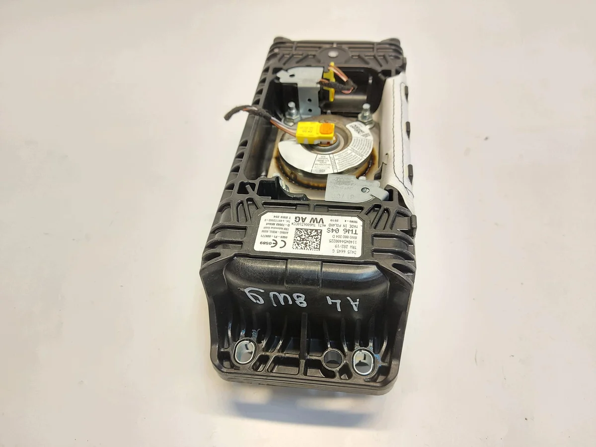 Audi A4 B9 Passagerarairbag 8W0880204D-JLK01 image 3