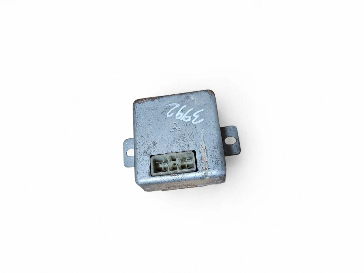 Glow Plug Controller Mitsubishi Pajero K8T75071