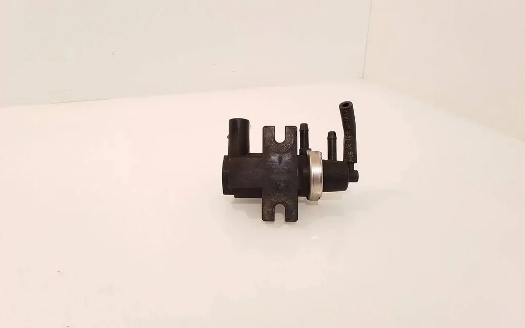 Válvula Solenoide Audi A3 Sportback 1K0906627 image 3