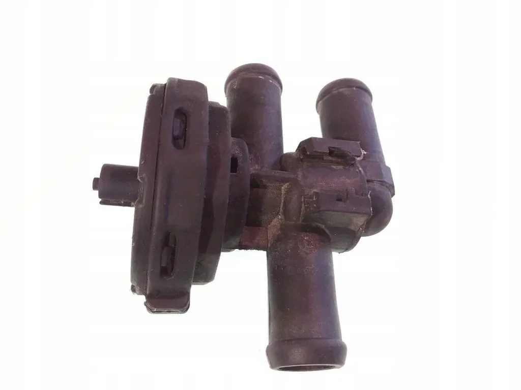 Válvulas de Aquecedor Saab 9-5 (YS3E) Usado image 3