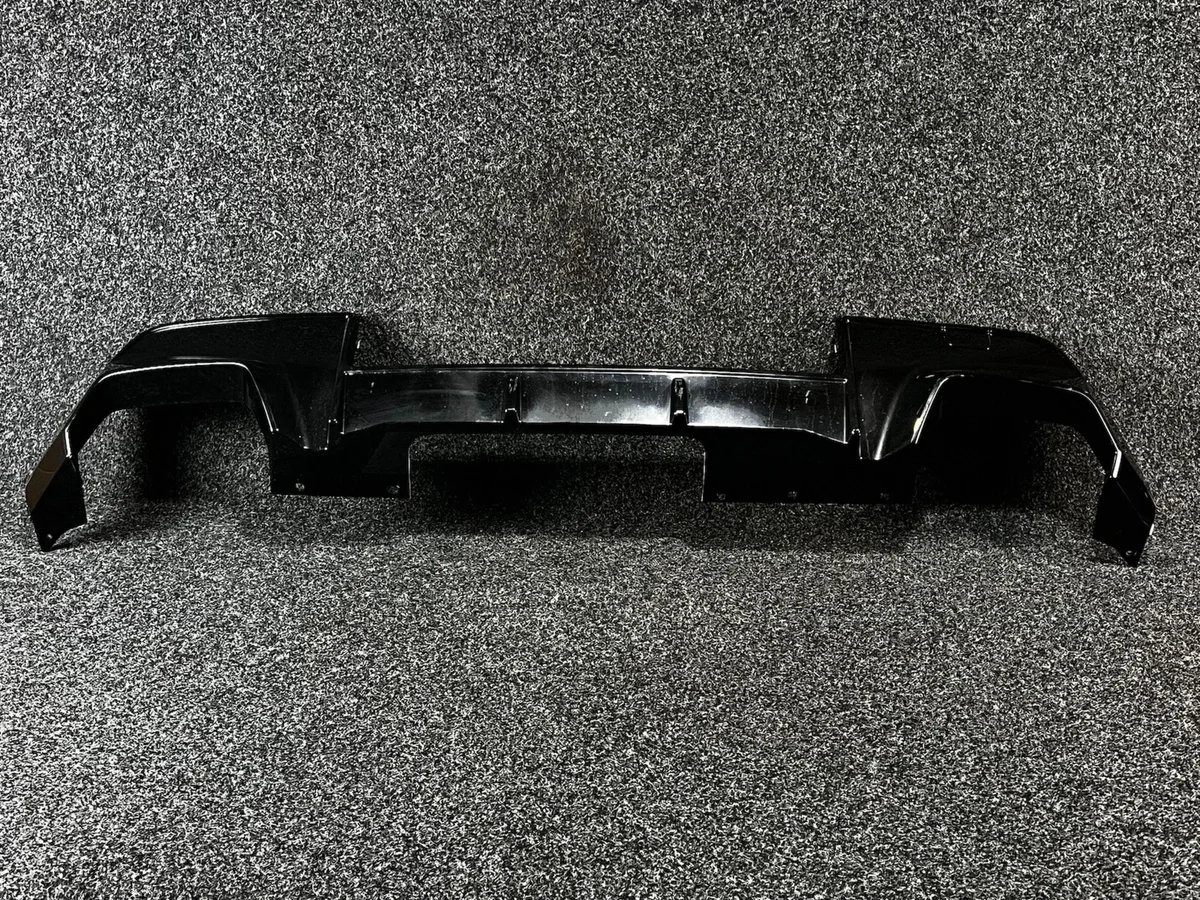BMW F70 M-Sport takadiffuusori 5A35D89