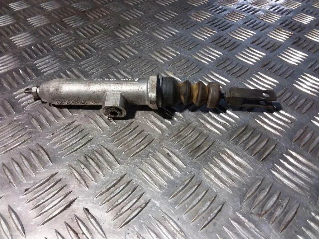 Cylindre d'embrayage Audi A6 C4 4A0721401
