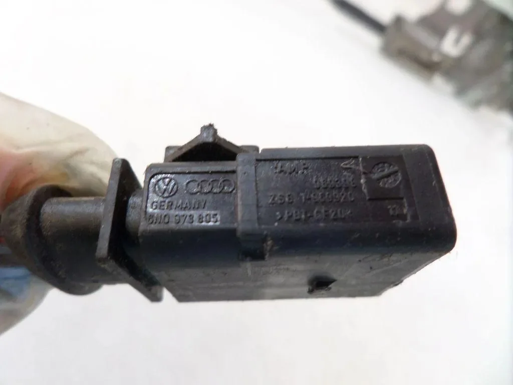 Attuatore elettrico Audi A8 S8 D3 4E 6N0973805