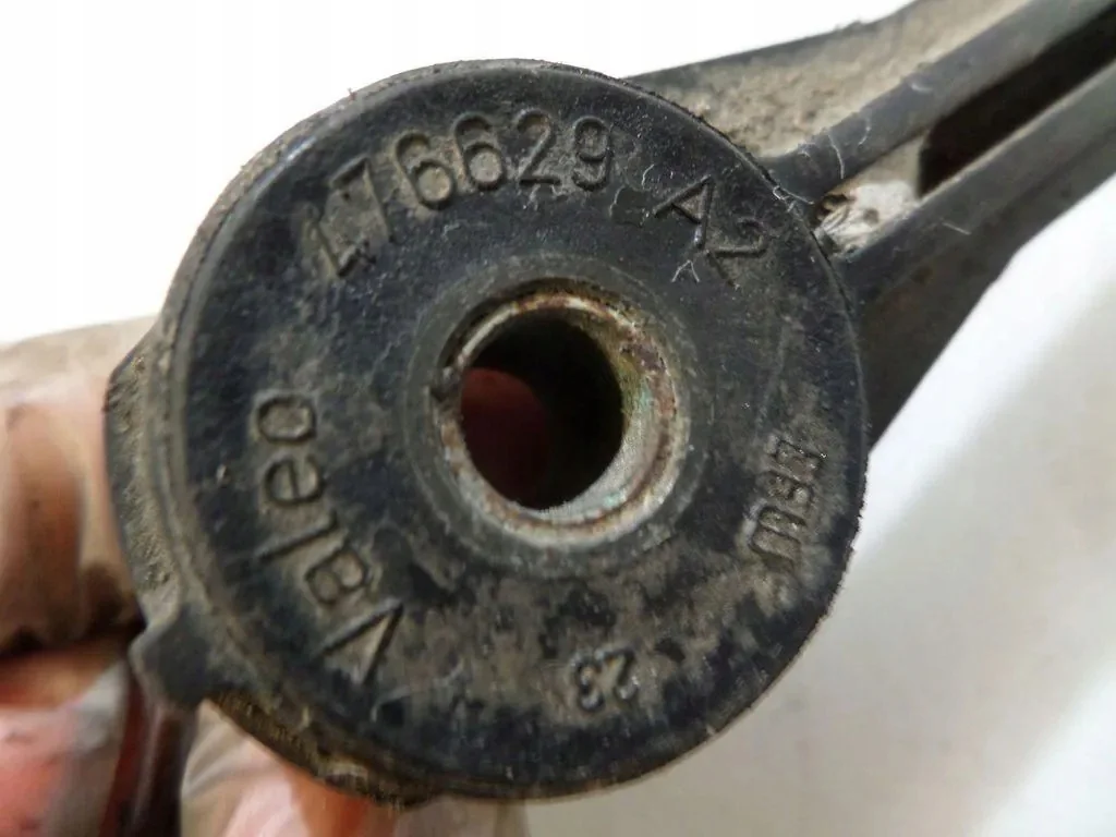 Cilindro Embrague Alfa Romeo 156 476629 Usado image 3