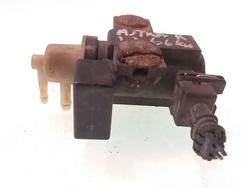 Opel Astra Solenoid 1.7L 70142001 image 3