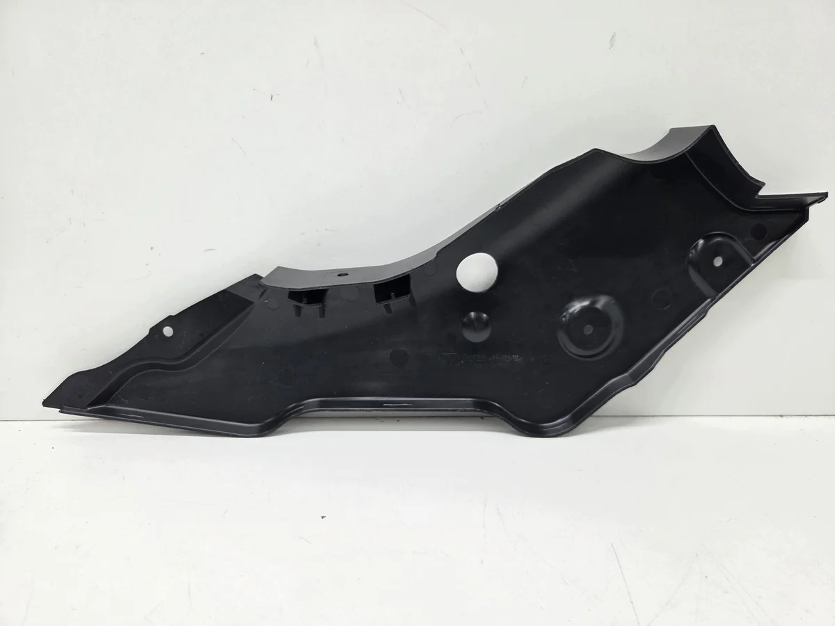 Porsche Taycan 9J1825218 Cache sous-châssis Droit