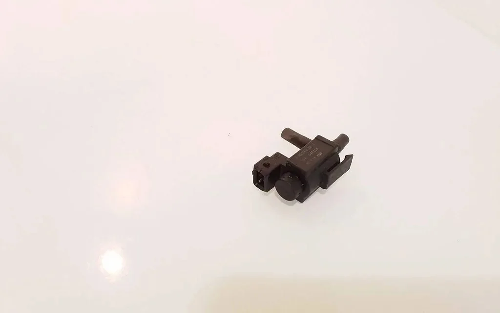 Válvula Solenoide Volvo S60 I 2.4L Diesel