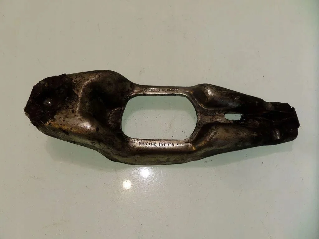 Levier d'embrayage Volkswagen OE 012141719E