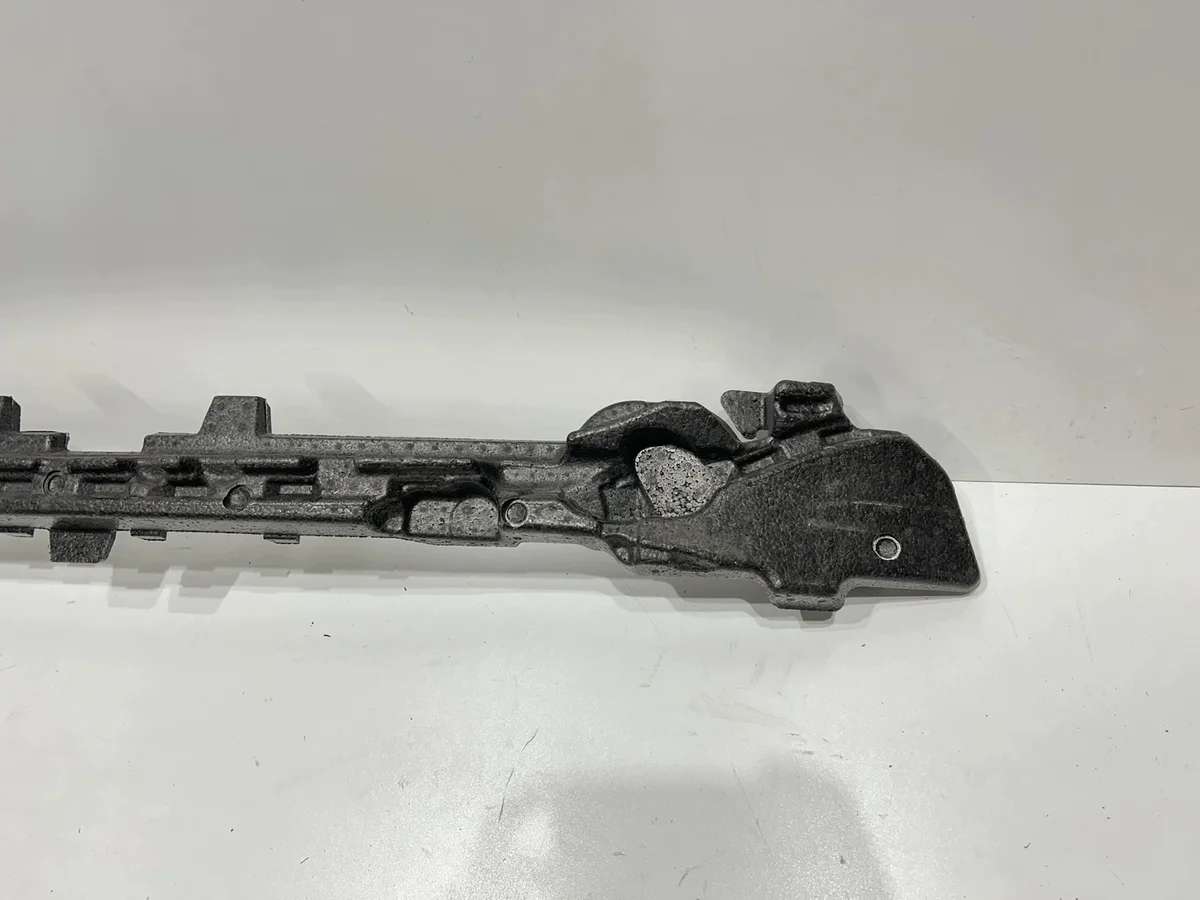 Mercedes EQB W243 Absorber Stötfångare Fram