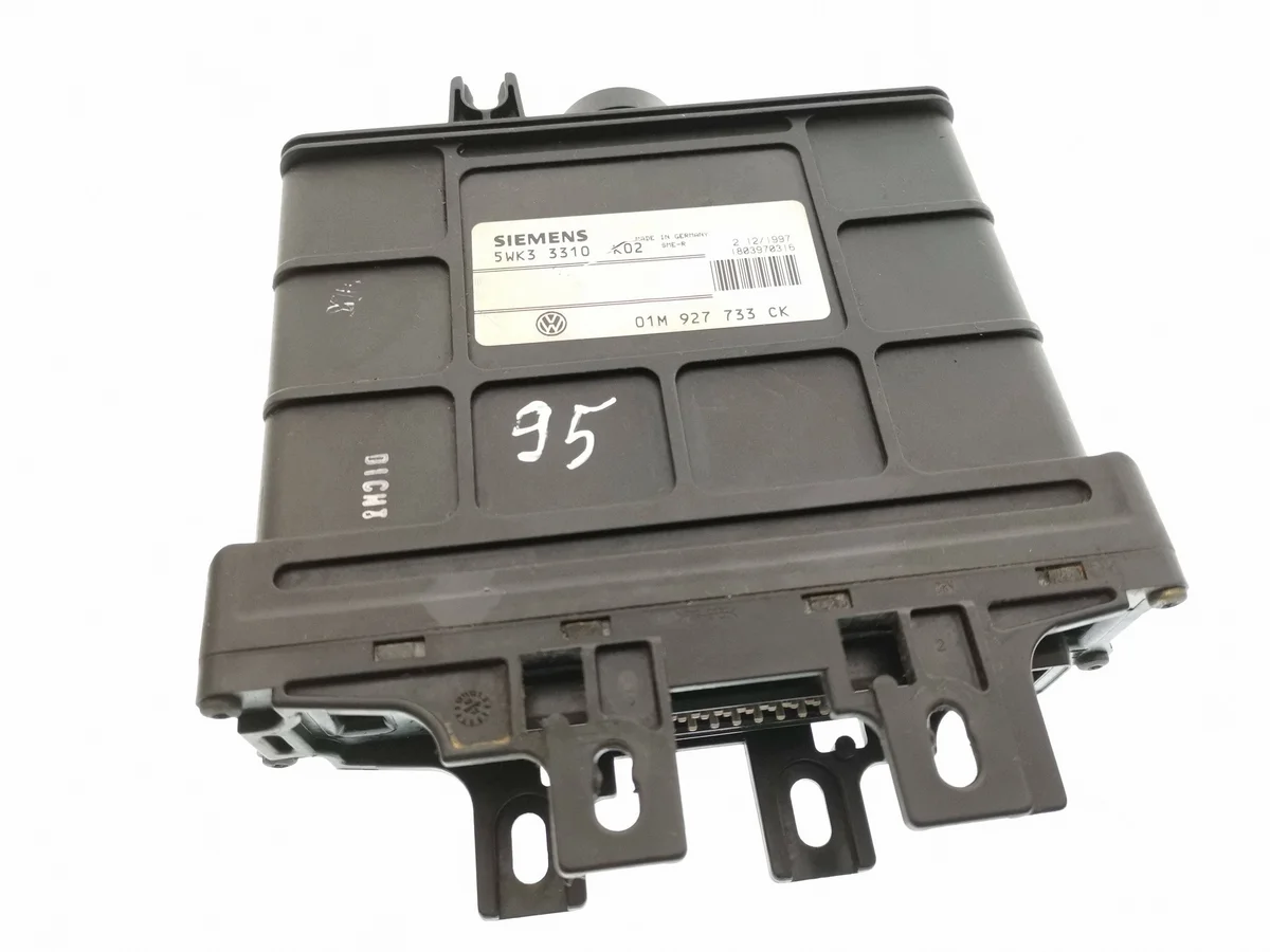 Växellådekontrollenhet VW Golf IV 01M927733CK