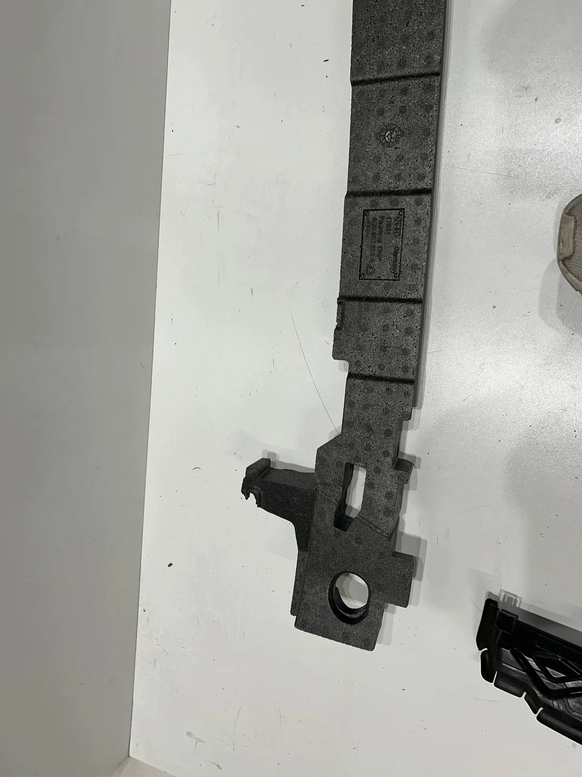 Audi A6 C7 Absorbeur de Pare-chocs Avant image 5