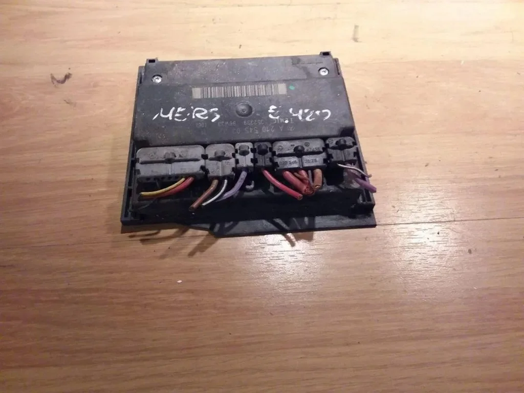 Module ventilateur Mercedes-Benz A2105450332