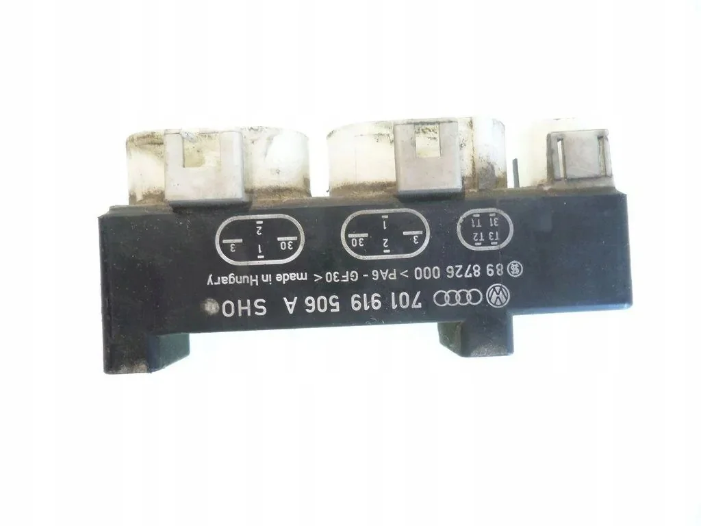 Relais Ventilator Koeling VW 701919506A