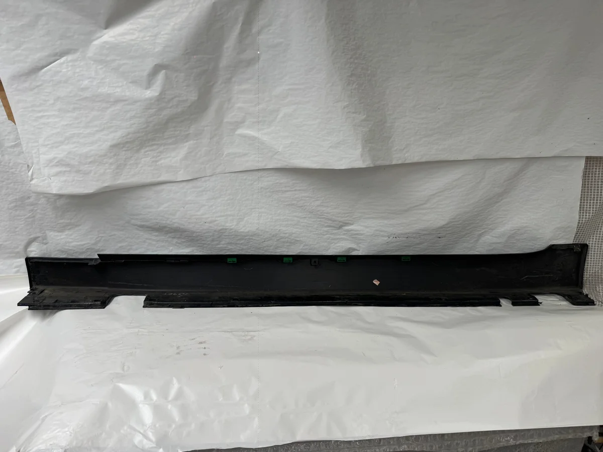 BMW E60 Höger Tröskel Original Begagnad