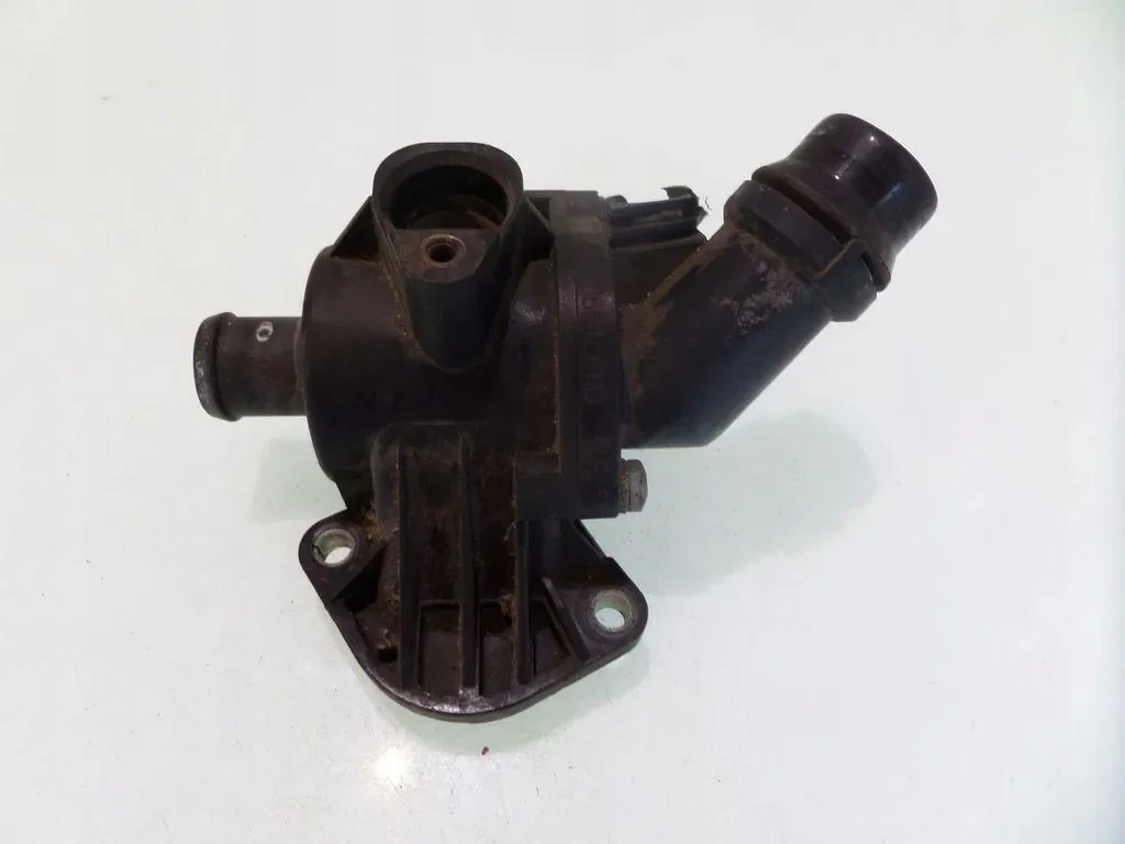 Termostaatti / Kotelo Audi A4 B6 1.8T 06B121111D image 4