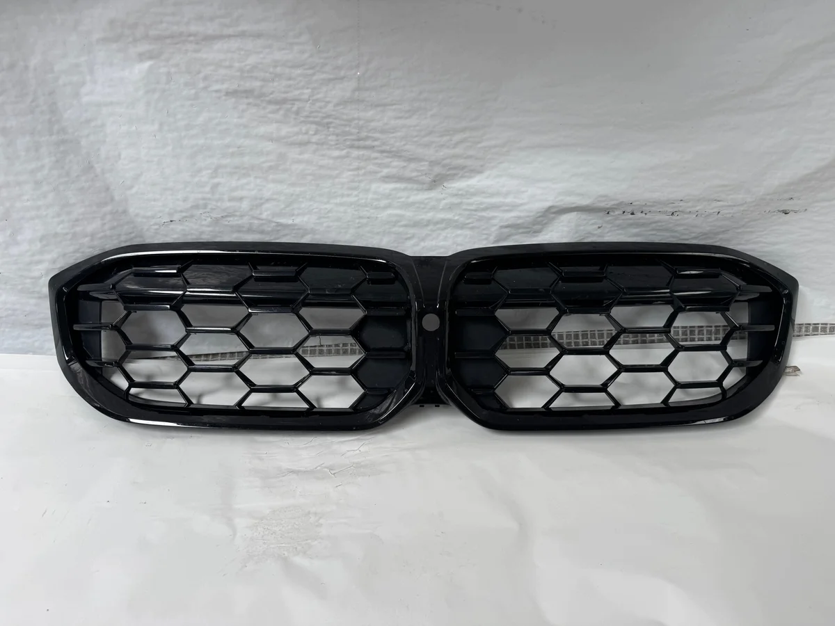 BMW G20 G21 M-Sport Grill Used 5A1BFB2