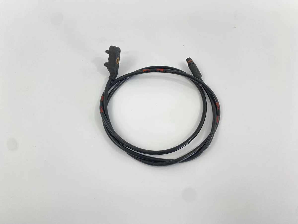 Sensor ASR Traseiro Direito W124 Usado image 5