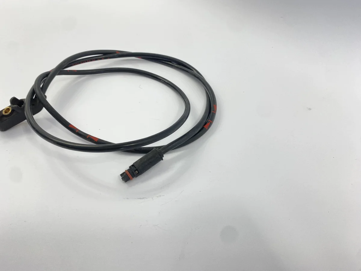 Sensor ASR Traseiro Direito W124 Usado image 9