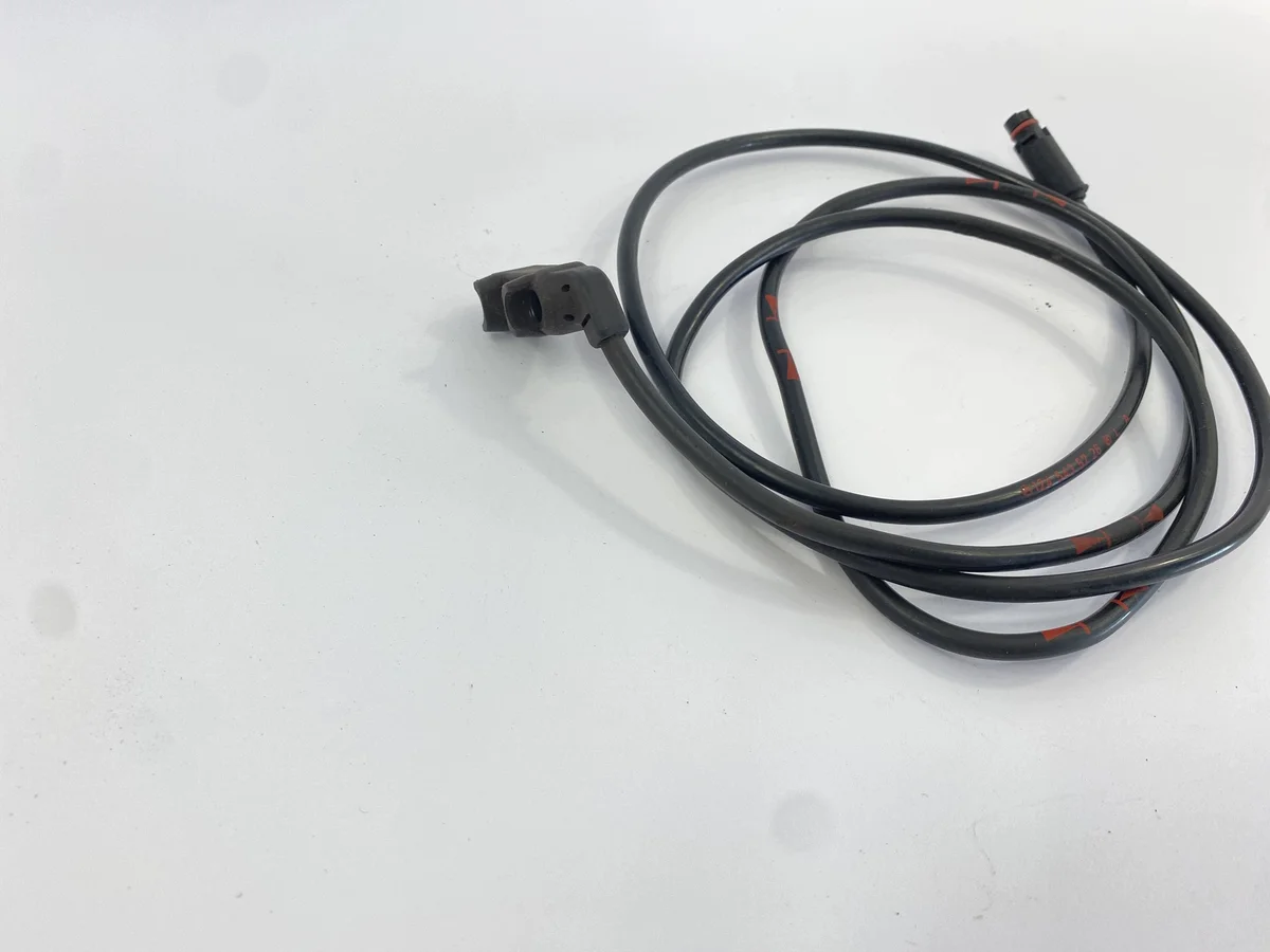 Sensor ASR Esquerdo Traseiro W124 Usado image 9
