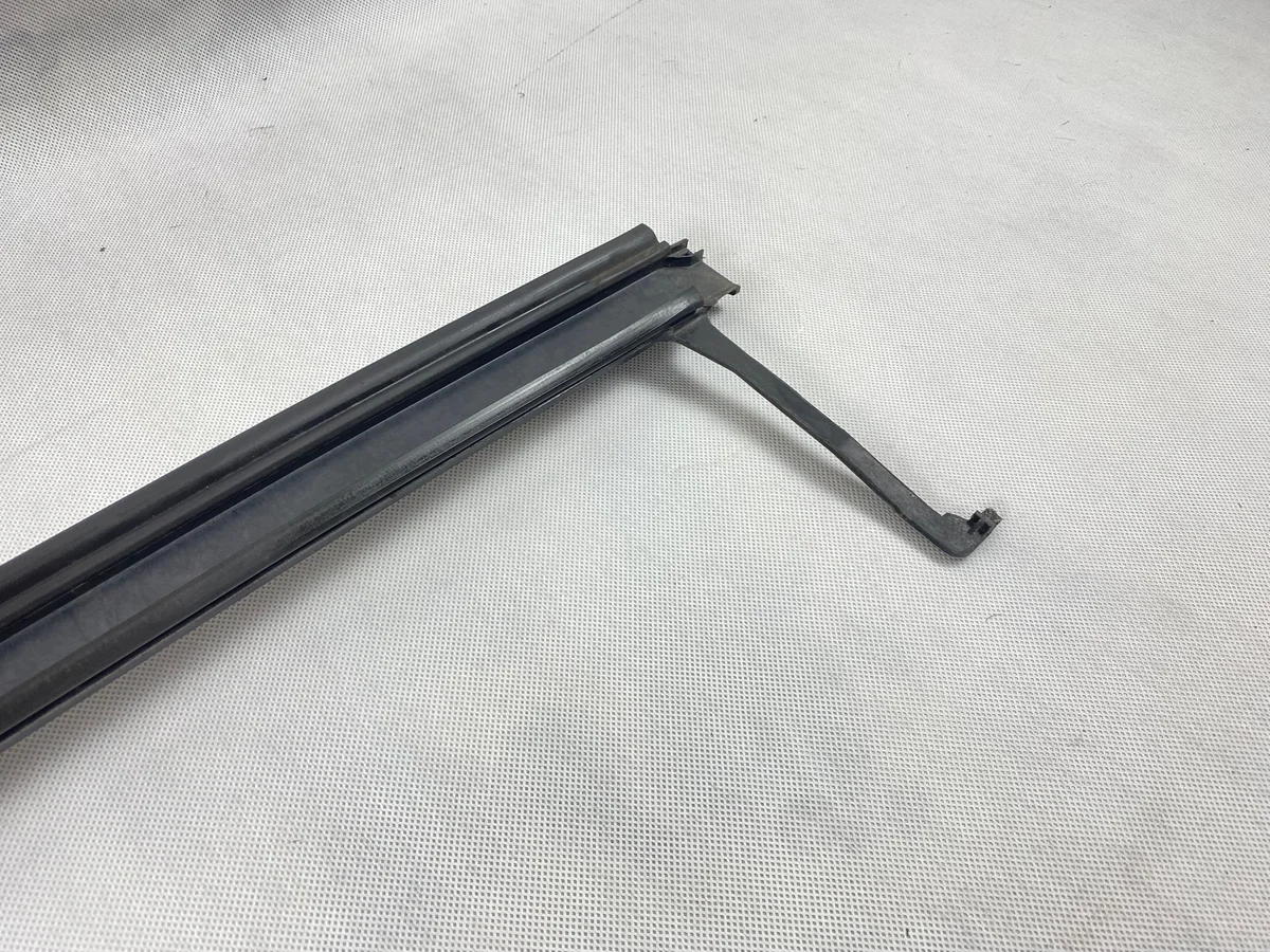 MERCEDES W124 JOINT DE TOIT OUVRANT image 4