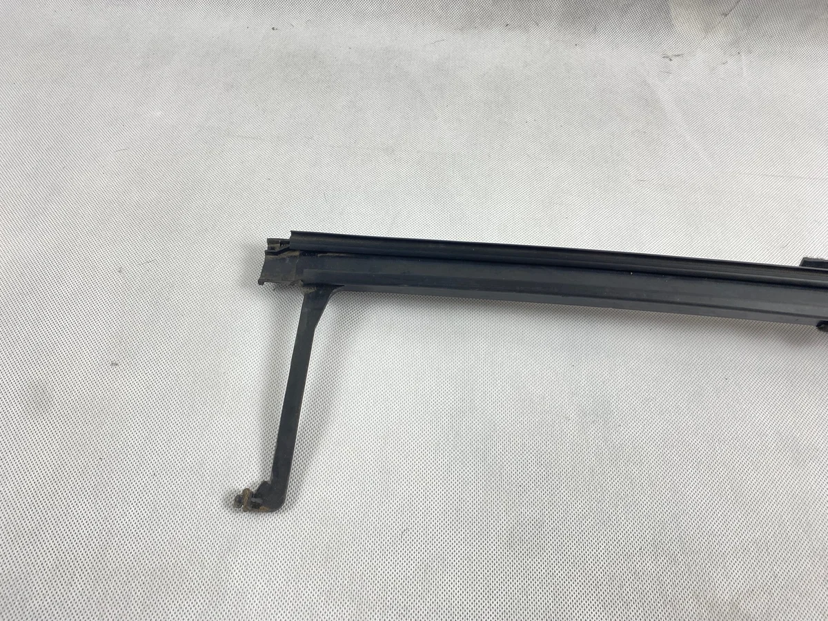 Dachleiste Schiebedach Mercedes W124 gebraucht image 3