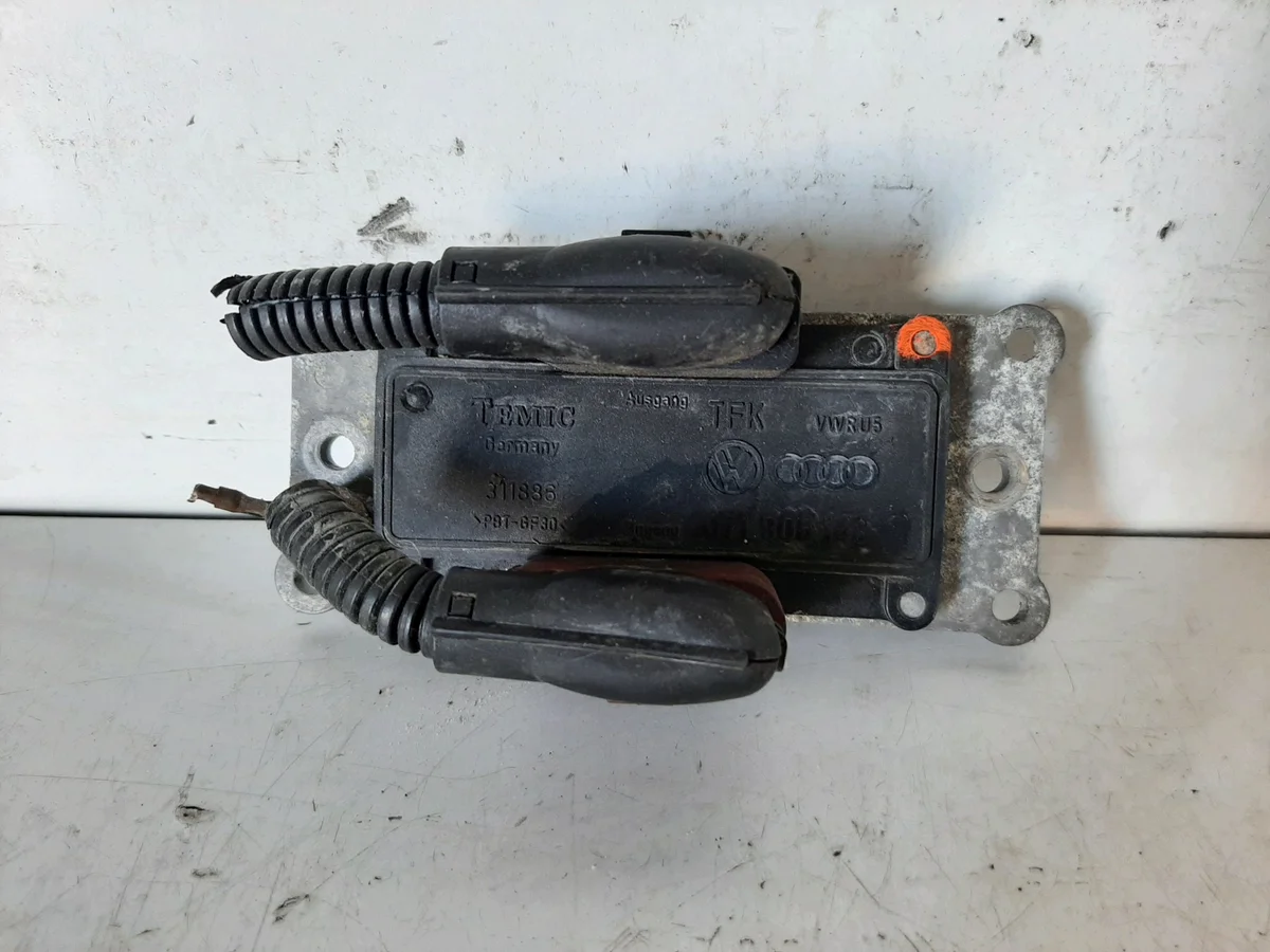 Modulo accensione VW Bora Variant 2.3 V5 image 6