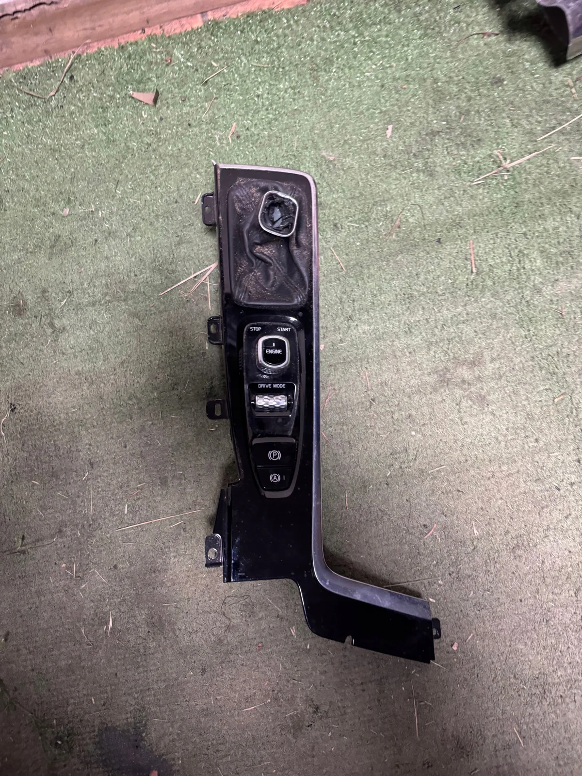 Dekorpanel mittkonsol Volvo XC60 II image 4