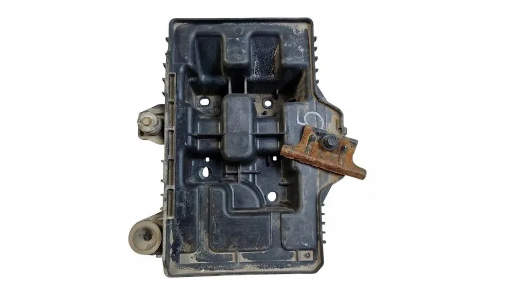 Akun teline Hyundai OE 37150-D3500 Käytetty