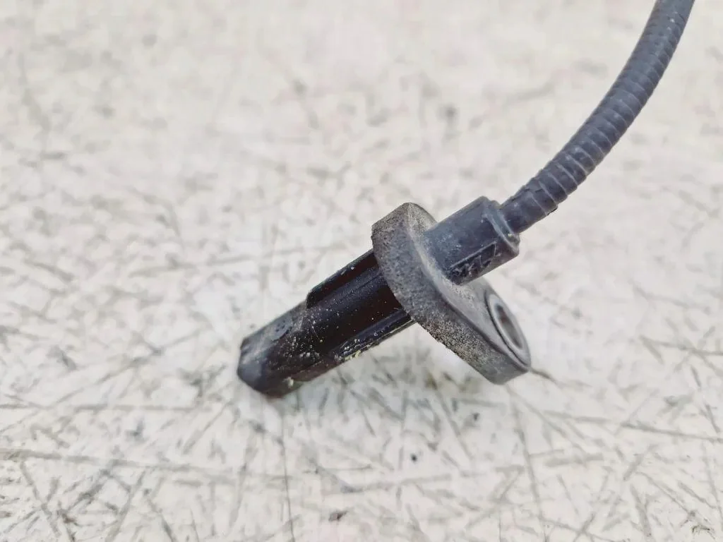 Sensor ABS Rueda Delantera Izquierda BMW 5 G30 image 3