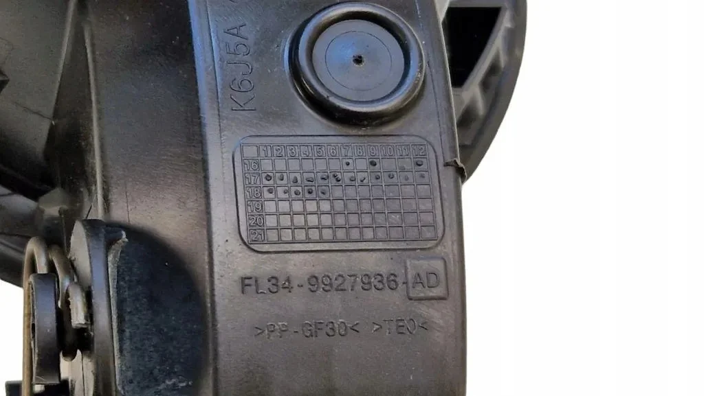 Bränslepåfyllningslucka Ford F-150 Crew Cab image 6