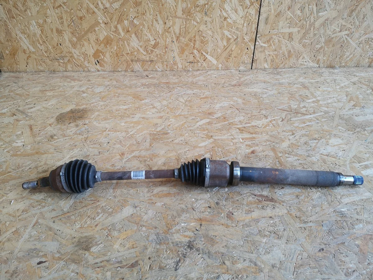 Drivaxel Ford C-Max Mk2 Höger Fram