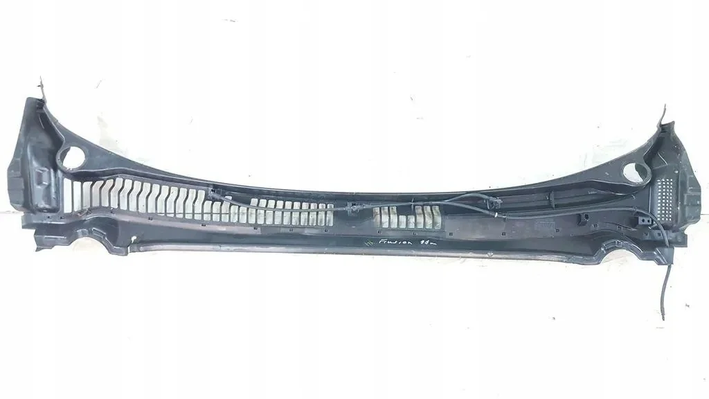 Ford DS73F02216AE Scheibenwischerabdeckung gebraucht