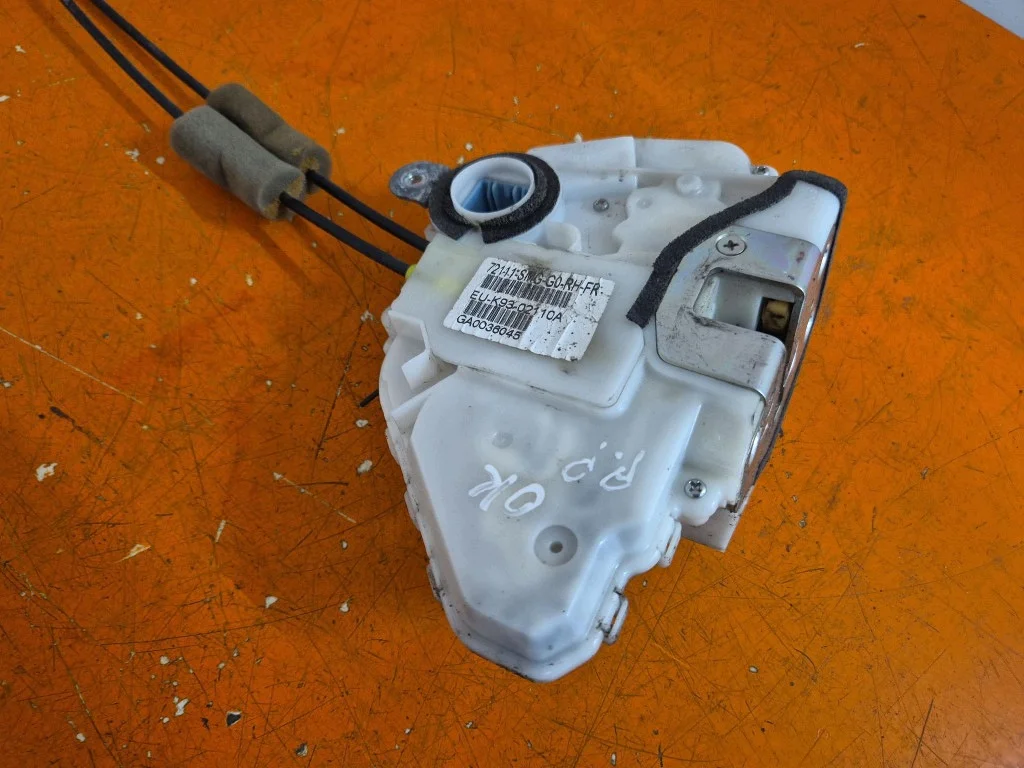 Türschloss vorne rechts Honda Civic 8 07-12 image 4