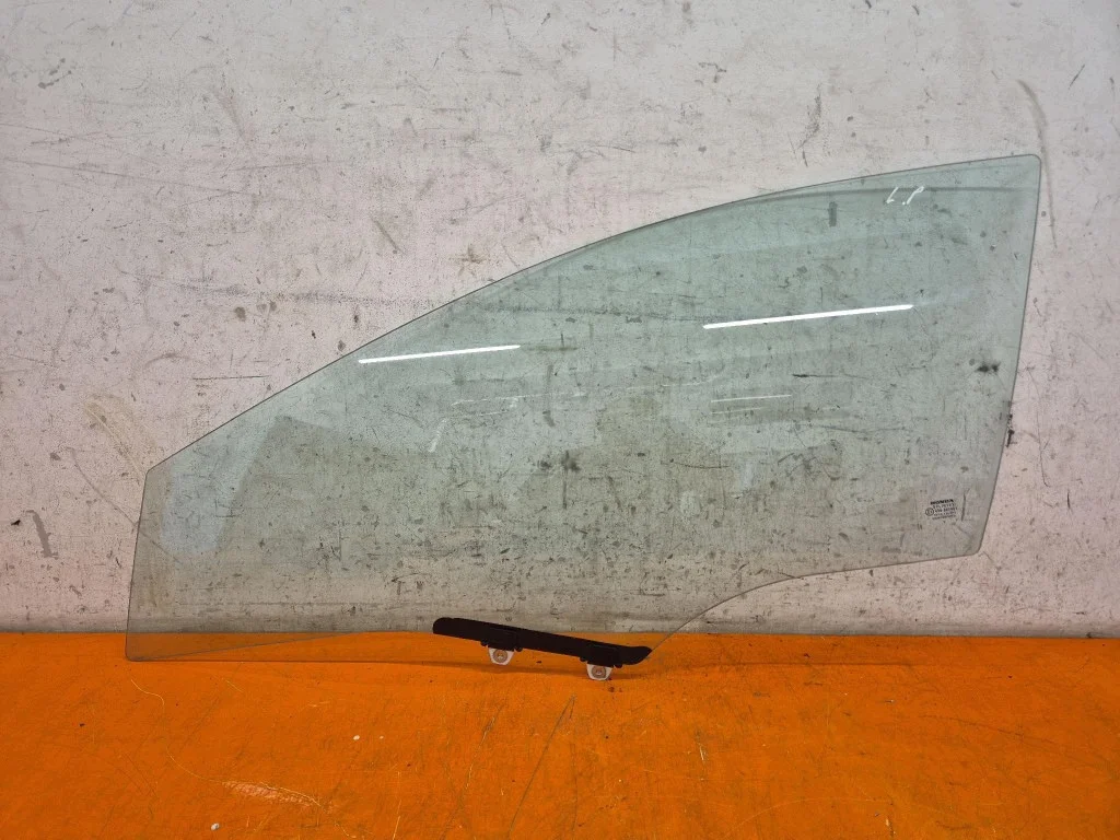 Honda Civic 8 07-12 LIFT etuovi lasi vasen
