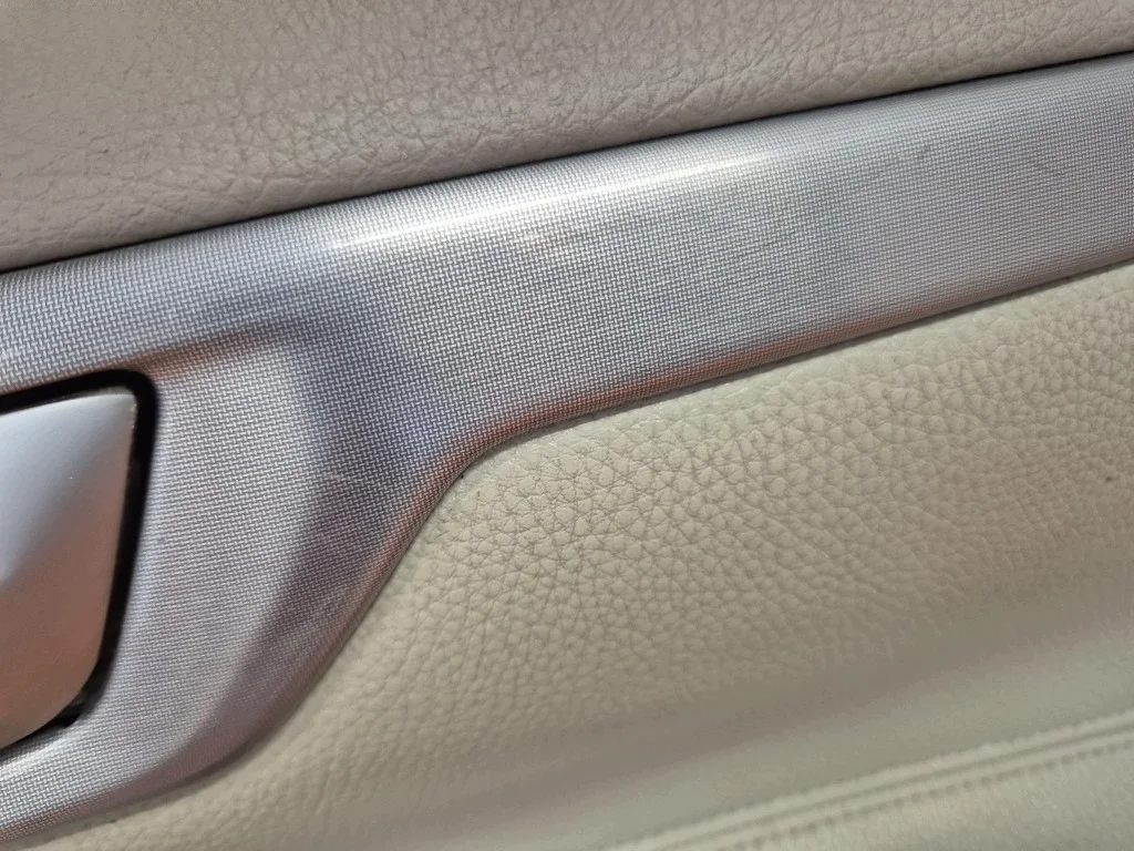 Dörrpanel Volvo S60 I 00-04 Höger Fram image 4