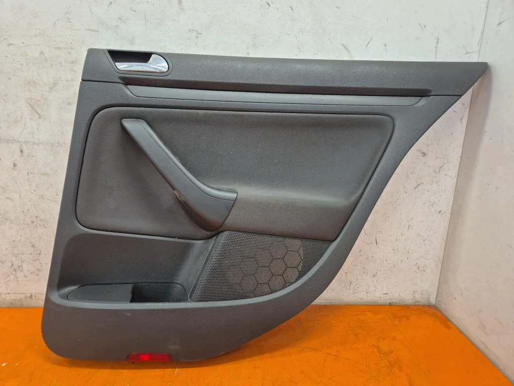 Volkswagen Golf V deurpaneelbekleding rechts achter