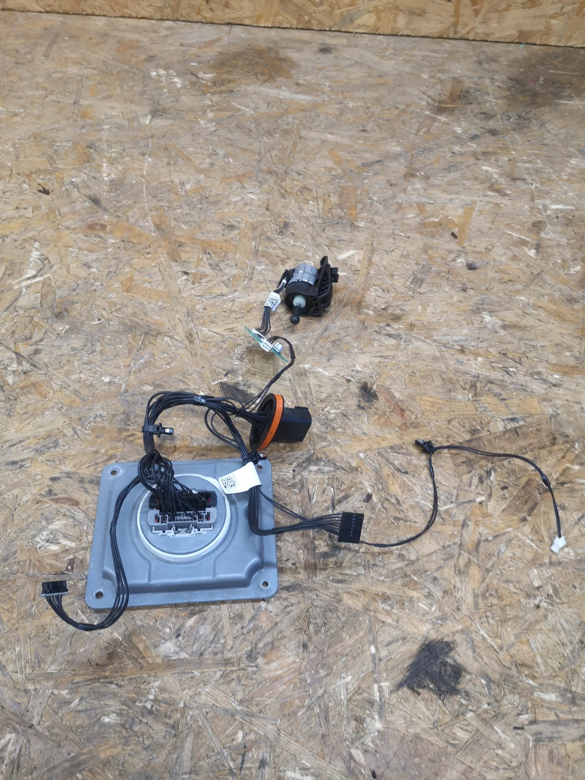 Conversor Farol Ford Kuga Mk3 Focus Mk4 JX7B-13B626-AE image 7