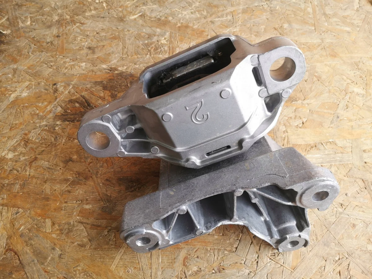 Support boîte Ford Kuga Mk3 LX61-7M121-AB